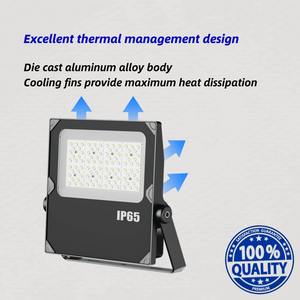 Reflectores COB Comerciales de 150W, Carcasa de Aleación de Aluminio, IP66, Ángulo de Haz de 60°, Garantía de 3 Años para Estacionamientos y Campos Deportivos - Product Image 3