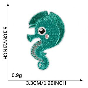 Nouveaux mini-écussons thermocollants écologiques brodés sur le thème de la vie marine (poisson, requin, crabe, baleine) pour accessoires vestimentaires - Product Image 5