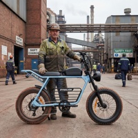 Vélo électrique fiable pour adultes avec siège long, écran LCD, idéal pour les trajets quotidiens en zone industrielle et la mobilité entre changements de service