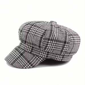 Nouvelle collection 2024 : Casquette Gavroche en Coton Sergé 100% pour Femme – Tendance Printemps-Automne - Product Image 1