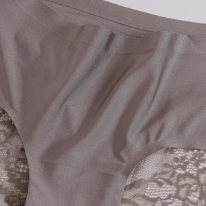 Grossisti M-4XL Plus Size Sexy biancheria intima di pizzo per le <span class=keywords><strong>donne</strong></span> di seta senza soluzione di continuità con il tocco tattile setoso - Product Image 3
