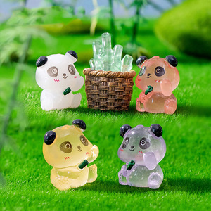 Prix d'usine réduit : Miniatures de panda en résine, jouets lumineux, mini artisanat en résine, panda lumineux, décor de jardin, accessoires miniatures - Product Image 3
