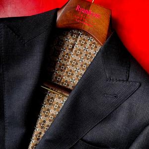 Costume sur mesure gris foncé à carreaux, style italien, simple boutonnage, 2 pièces, en laine VBC, pour homme, idéal pour le bureau ou un mariage - Product Image 3