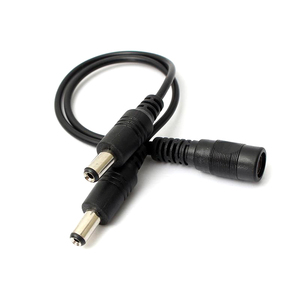 DC Power 1 FEMALE TO <span class=keywords><strong>2</strong></span> MALE 5.5mm x <span class=keywords><strong>2</strong></span>.1mm DC สายไฟแยกสำหรับกล้อง LED Strip Light สายบาร์เรลปลั๊ก - Product Image 1