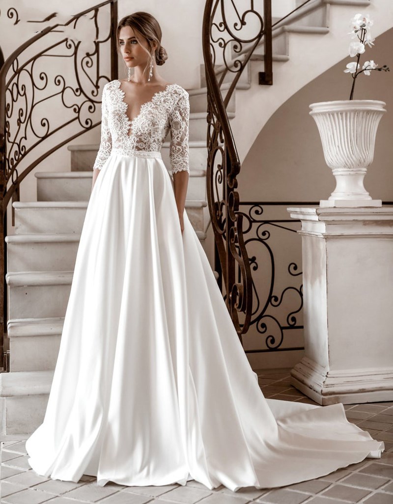 Elegant FA200 Long Sleeve Lace Wedding Dress, V-Neck A-Line Bridal Gown with Built-In Bra, Vintage Style for B2B Supply. Elegant FA200 Long Sleeve Lace Wedding Dress, V-Neck A-Line Bridal Gown with Built-In Bra, Vintage Style for B2B Supply.