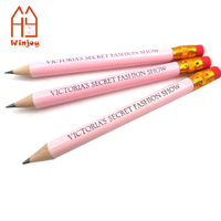 Pensil Mini Heksagonal Logo Kustom, Pensil Grafit HB Pendek 3,5 inci Warna Pink dengan Penghapus untuk Hadiah Promosi & Alat Tulis