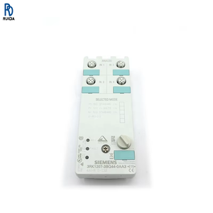 อุปกรณ์ควบคุมโปรแกรม PLC สำหรับเครื่องถ่ายทอดสัญญาณความปลอดภัย3RK1207-3BQ44-0AA3แบรนด์ใหม่ของแท้ - Product Image 1
