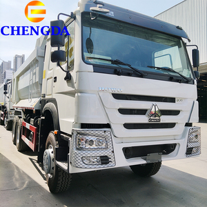 <span class=keywords><strong>Camion</strong></span> à benne basculante HOWO d'<span class=keywords><strong>occasion</strong></span>, Sinotruck 12.00R22.5 6X4 10 roues, cabine HW76, poids de charge 25 tonnes, jaune, 3 essieux, <span class=keywords><strong>pas</strong></span> <span class=keywords><strong>cher</strong></span> - Product Image 1