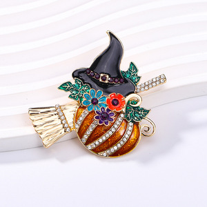 Broche fantaisie d'Halloween avec strass et émail, accessoire de bijouterie pour festival - Product Image 1