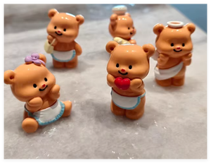 Figura Decorativa Minimalista de Oso Sentado, Miniatura <span class=keywords><strong>3D</strong></span> de Resina para Manualidades, Adorno para <span class=keywords><strong>Globo</strong></span> de Nieve, Juguete de Invierno - Product Image 4