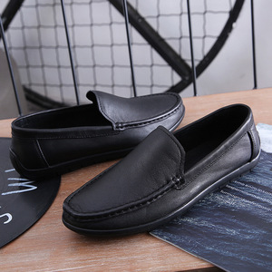 Mocassins en cuir véritable pour hommes, bout rond, à enfiler, doublure en cuir véritable, semelle en caoutchouc souple, chaussures habillées pour le bureau et la carrière, toutes saisons - Product Image 3