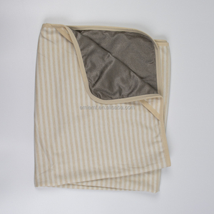 Tu escudo diario: Manta multicolor contra la radiación EMF, 100% algodón y fibra de plata para tu tranquilidad. - Product Image 4