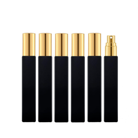 Bouteilles d'atomiseur de parfum en verre noir mat de 10ml vides conception carrée rechargeable avec carton de pulvérisateur de pompe d'impression d'écran emballé
