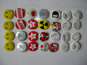 Botón Personalizado con Logotipo Impreso, Insignia de Nombre Metálica para Escuela u Oficina - Product Image 3