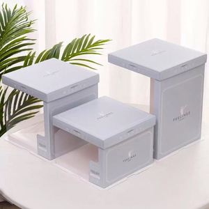 Boîtes à gâteaux de mariage pour invités, boîte carrée en papier couché avec fenêtre, matériaux recyclés, sans danger pour les aliments - Product Image 1