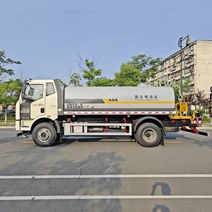 Camión Cisterna de Agua FAW 4x2 de 12000L Confiable para Control de Polvo en Carreteras Municipales y Construcción - Product Image 2