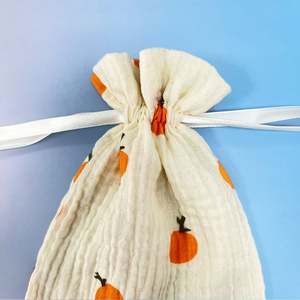 Sacs cadeaux en coton avec cordon de serrage, recyclables, réutilisables, logo personnalisé, couleur personnalisée, impression par transfert thermique pour la protection contre la poussière - Product Image 3