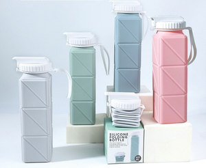 Nouveauté 2024 - Bouteille d'eau pliable en silicone pour le camping - Bouteille portable en silicone pliable de 620 ml - Product Image 4