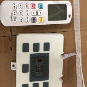 Placa Controladora de Aire Acondicionado para Elevador, Diseño Industrial Metálico para Piezas de Elevador - Product Image 1