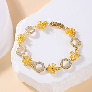 Pulsera de Cadena con Círculo de Flores, Aleación de Zinc con Microincrustaciones, Joyería para Mujer, KB0379 - Product Image 1