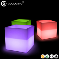 Seau à glace carré en plastique éclairé par LED changeant de couleur RGB, bar et fête en boîte de nuit, bacs à boissons en vrac pour divertissement nocturne
