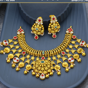 Women's 24K Gold Statement <b>Necklace</b> Set With <b>Ruby</b> Emerald Crystal Beads Flower Design Wedding Jewelry - Product Image 3