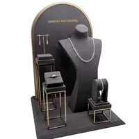 סיטונאי מותאם אישית עץ יוקרה תכשיטי תצוגת stand עיצוב תצוגת תכשיטי סט טבעת מחזיק עבור חנות