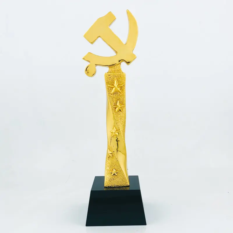 חידוש חדש מזכרת מתנה שרף פרס גביע זהב לוגו לבן מותאם אישית גביש עבור קישוט
