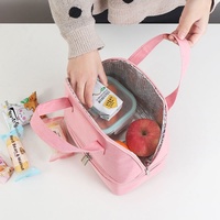 Sac isotherme pour déjeuner à deux niveaux avec intérieur réfléchissant, idéal pour les pique-niques, les voyages et la préparation des repas