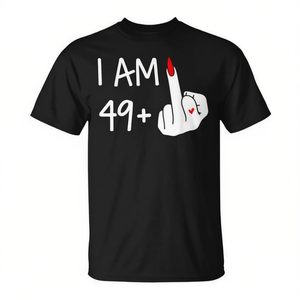 Camiseta para el 50º cumpleaños con la frase 'I Am 49 Plus 1 Middle Finger' - Product Image 2