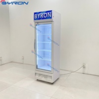 Réfrigérateur vertical de supermarché à porte vitrée pour boissons, vitrine réfrigérée pour boissons, réfrigérateur Coca-Cola à porte vitrée