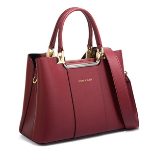 Sac fourre-tout de luxe en cuir PU pour femme, sac à bandoulière, sac à main de créateur personnalisé pour dames - Product Image 1