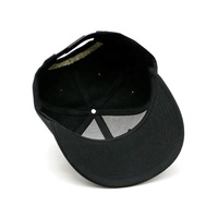 Topi Snapback Gorras Hitam Ukuran Besar dengan Bordir Benang Emas, Topi Datar Custom untuk Streetwear, Aktivitas Luar Ruangan, dan Kegunaan Sehari-hari