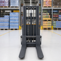Gerbeur semi-électrique économique 1,5T, gerbeur marcheur CE, hauteur de levage 1,6/2/2,5/3M pour la logistique, le stockage et le transport