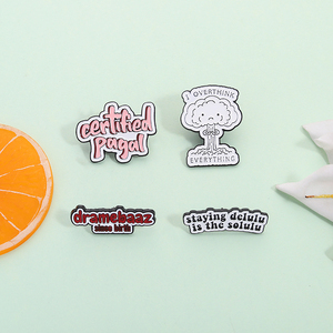 Broche en émail créative en forme de nuage de champignons de dessin animé, avec slogan <span class=keywords><strong>humoristique</strong></span> et citation, badge de revers en métal tendance, cadeaux décoratifs - Product Image 2