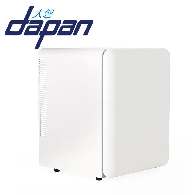 White color 40 liters peltier semiconductor refrigerator freezer, refrigerator bar, electric room refrigerator