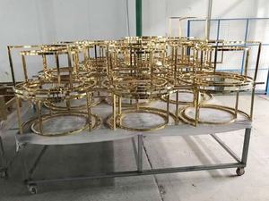 Set di 2 Tavolini da Caffè Moderni Rotondi con <span class=keywords><strong>Piano</strong></span> <span class=keywords><strong>in</strong></span> <span class=keywords><strong>Marmo</strong></span> Bianco e Base Dorata - Product Image 5