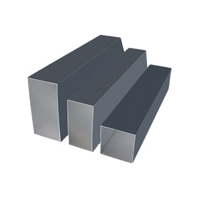 Cloison en tube carré d'aluminium à grain de bois moderne, en stock - Product Image 4