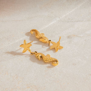 Pendientes de Aro de Acero Inoxidable Chapados en Oro de 18K J&D, Diseño Geométrico con Estrella de Mar y Caballito de Mar, Estilo Playero para Vacaciones - Product Image 5