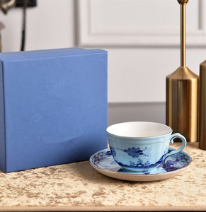 Juego de Café y Té de Porcelana Minimalista de Lujo con Decoración Azul, Ecológico y de Alta Calidad - Product Image 4
