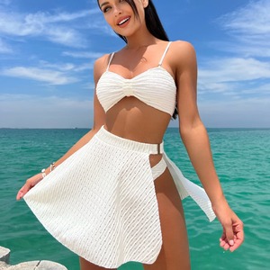 Nuevo Traje de Baño de Tres Piezas <span class=keywords><strong>con</strong></span> Falda de Gasa <span class=keywords><strong>con</strong></span> Abertura Lateral y Detalles de Ojales, Sexy - Product Image 2