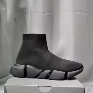 Calcetines y zapatos casuales para hombre al por mayor, zapatos deportivos casuales de punto a la moda, zapatos deportivos transpirables con entresuela de PVC para todas las estaciones - Product Image 3