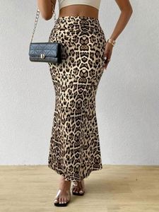 Jupe longue moulante pour femme toutes saisons, taille naturelle, imprimé zèbre, coupe ajustée, élégante, queue de poisson, séchage rapide, tricotée - Product Image 5