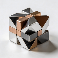 Cube de puzzle en métal anodisé en alliage d'aluminium et de laiton usiné CNC de précision personnalisé avec service d'usinage OEM