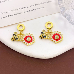 CZ9384 Dijes colgantes chapados en oro y esmaltados con diseños de huevo frito, vajilla, café, donut, cigarrillo y comida, para pulseras deslizantes - Product Image 6