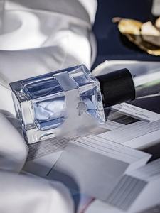 Perfume Masculino Pioneer al por Mayor, Notas Amaderadas, Aroma Fresco y Ligero de Larga Duración, <span class=keywords><strong>Regalo</strong></span> de <span class=keywords><strong>Cumpleaños</strong></span> para <span class=keywords><strong>Novio</strong></span> - Product Image 3