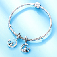 Vente en gros OEM/ODM pendentif personnalisé en argent sterling 925 zircon cubique fille croissant de lune breloques