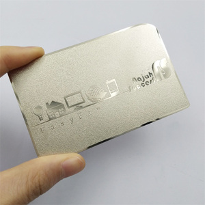 Tarjetas de regalo de membresía <span class=keywords><strong>VIP</strong></span> en blanco de metal plateado de acero inoxidable baratas personalizadas, tarjetas de visita de metal con grabado láser, tarjetas de identificación - Product Image 2