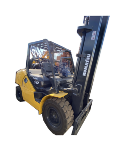 Montacargas Komatsu Fd50 con Rendimiento Preferible, Komatsu Fd50 Fd30 Usado en Venta en China, Motor Diésel Original - Product Image 1