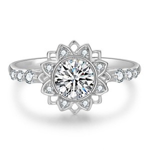 Anello a forma di fiocco di neve per donna, elegante gioiello da dito scintillante e alla moda - Product Image 1
